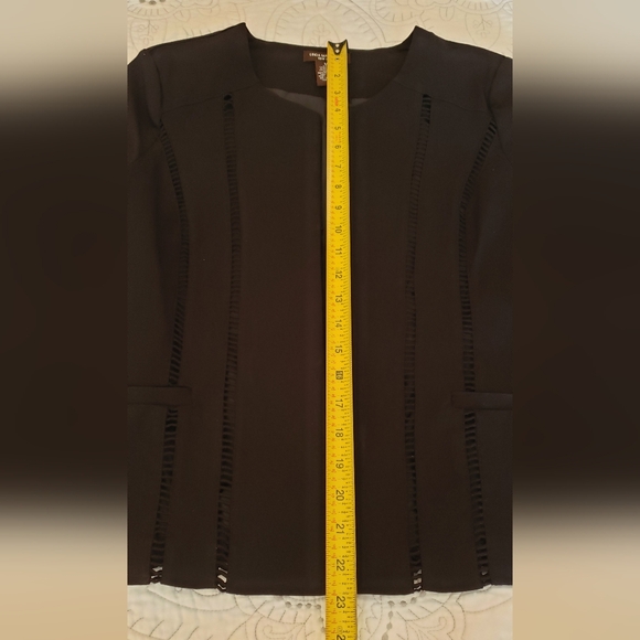 Linda Matthews New York Black Blazer - Picture 4 of 11